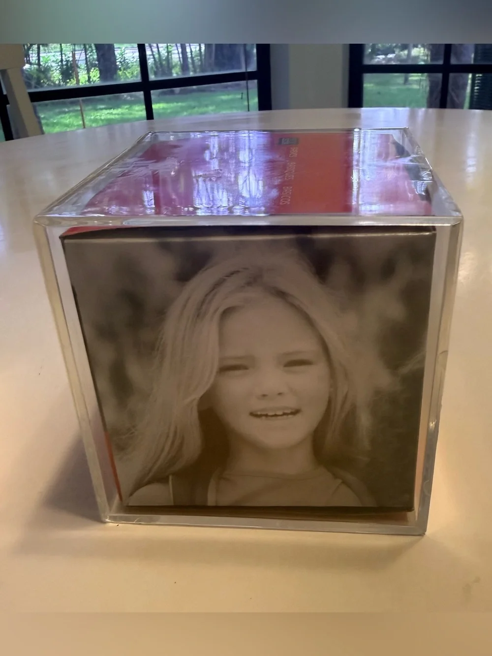 NEW PICTURE FRAME CUBES acrylic (2) holds 5 photos